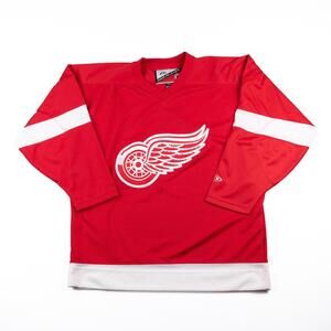 Vintage 90's Detroit Red Wings Jersey Mens Medium Red NHL Pro Player Hockey Sewn